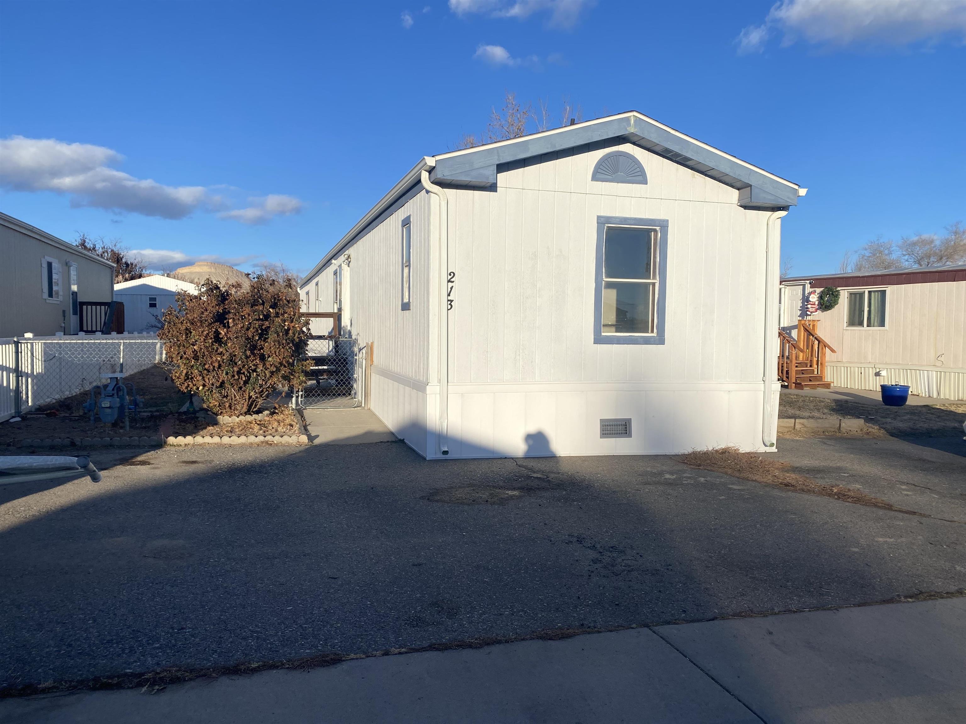 424 32 Road 213, Clifton, CO 81520