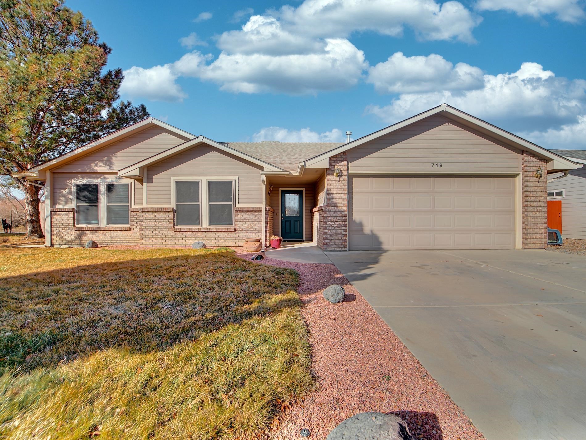 Imagine waking up every day to breathtaking views of the Colorado National Monument. This single-story home in North Grand Junction offers just that, along with all the benefits of single level living. Whether you're relaxing on the back patio or cooking dinner in the kitchen, you can enjoy the view right outside your window. This home features a 5-piece master bathroom along with a formal dining room that could be used as a second living area or an office.  Schedule a showing today.