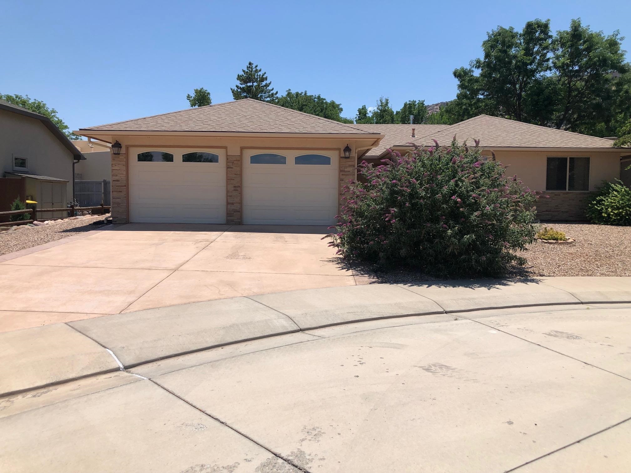 Location - Location! Great Redlands location in the desirable Fairways Subdivision. Lovely one owner ranch style home which is located close to Tiara Rado Golf Course and just a short distance from the Kindred Reserve Park that provides leisurely walking trails. The interior features a split bedroom floor plan, vaulted ceiling with wide hallways and doorways. Spacious Primary Bedroom to enjoy. The Kitchen has a large breakfast bar, Hickory cabinets and Corian countertops. Water heater is approx. 1 year old, all appliances stay. Front yard is xeriscaped for easy maintenance . There is a covered patio in the backyard with nice views of the monument. Could easily be a lock & leave with a few changes. Great place to enjoy the views of the Monument.