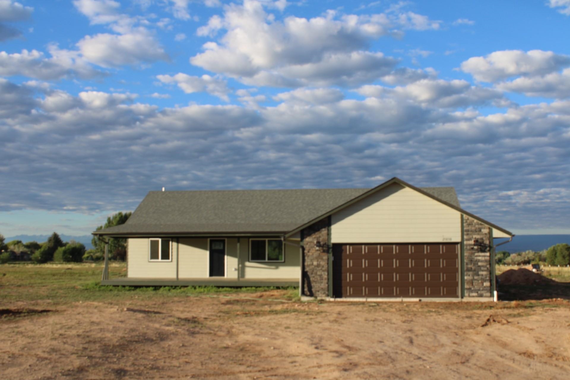 21030 North Road, Eckert, CO 81418