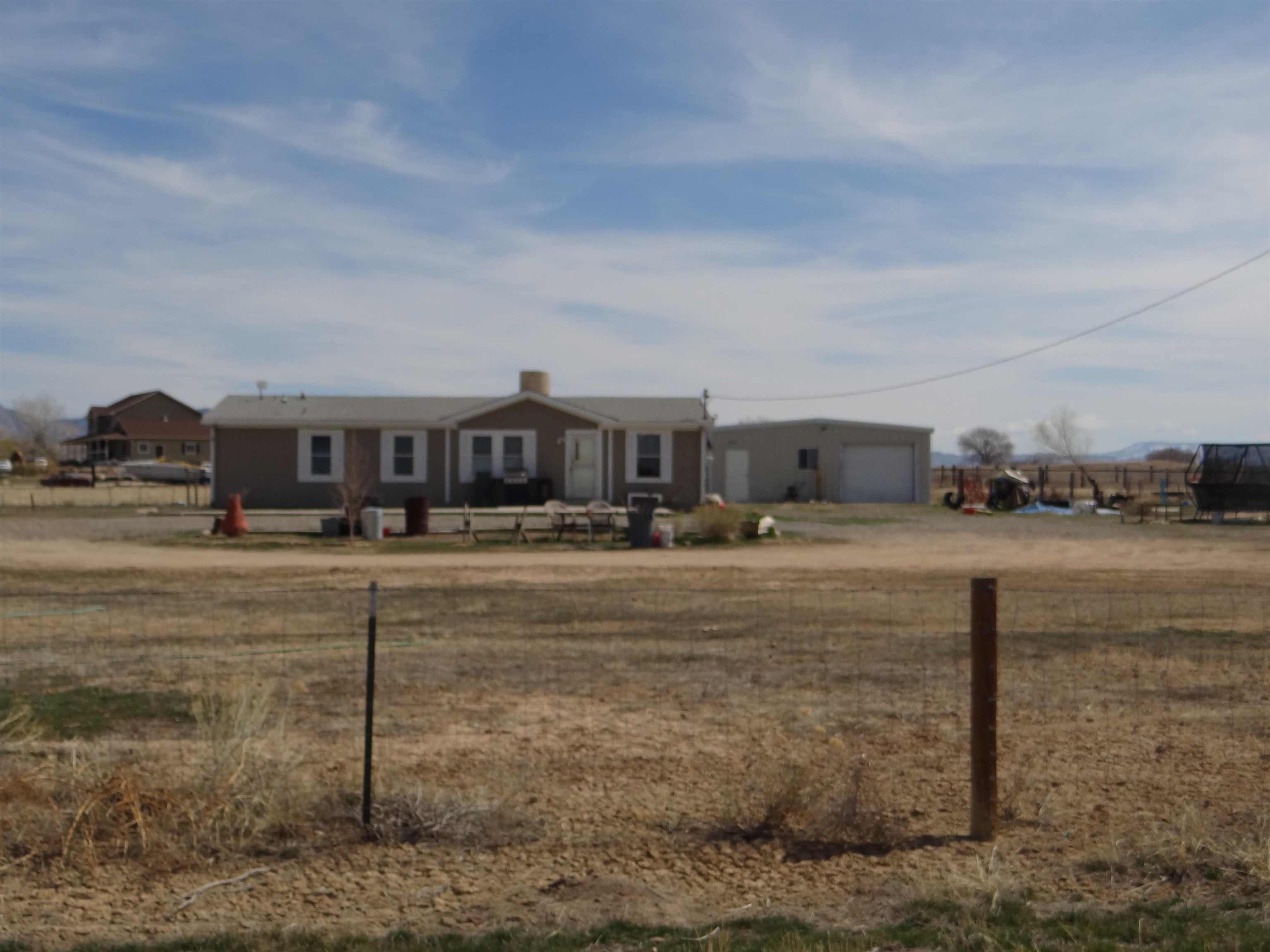 1719 P Road, Loma, CO 81524