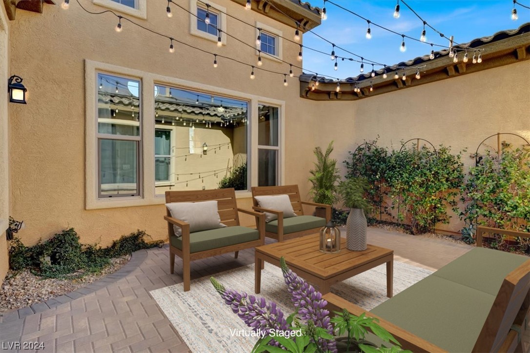 Large central courtyard, great for gardening, entertaining and relaxing