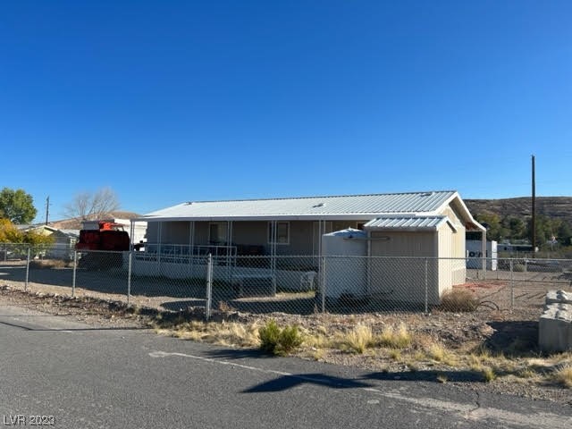 285 W Pacific Avenue, Goodsprings, NV 