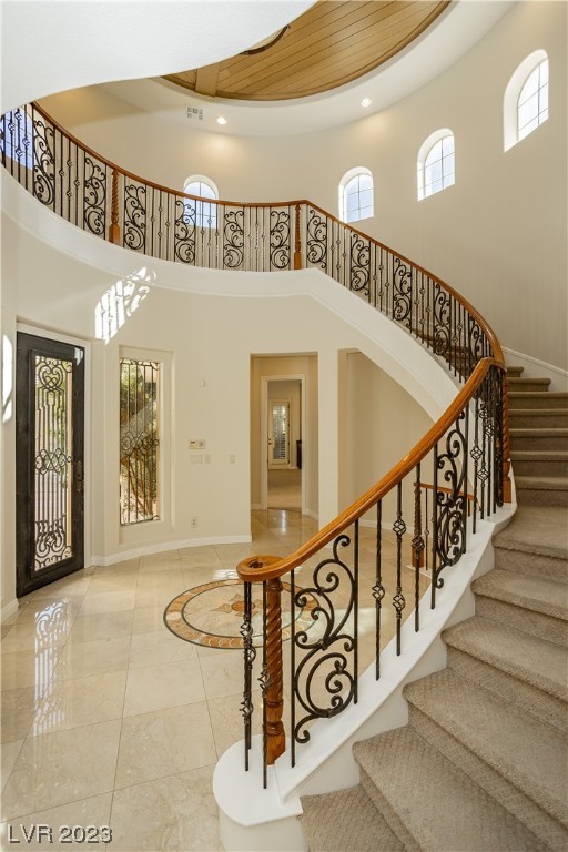 Foyer / Staircase Entry