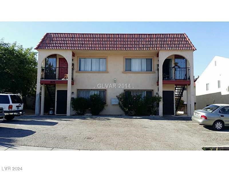 6979 Issac Avenue 4, Las Vegas, Nevada 89156, 2 Bedrooms Bedrooms, 4 Rooms Rooms,2 BathroomsBathrooms,Residential Lease,For Rent,6979 Issac Avenue 4,2551958