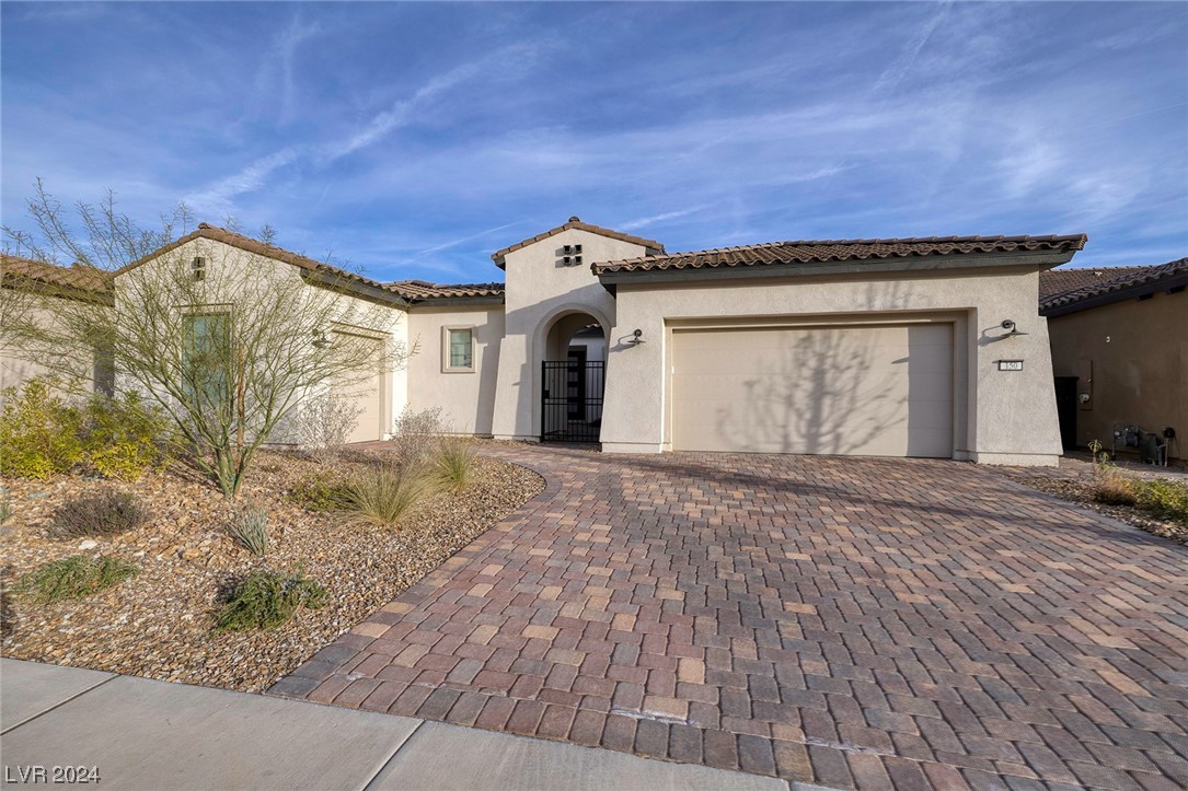 150 Mirage View Dr Henderson, NV 89011 - Photo 3