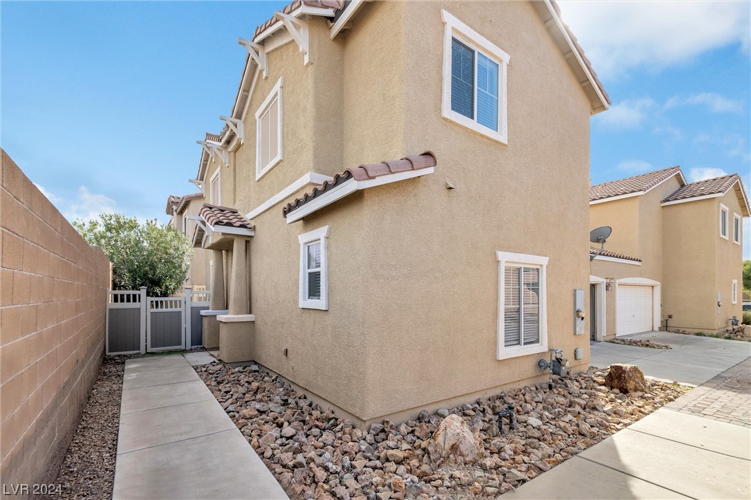  - 926 Sable Chase Pl
