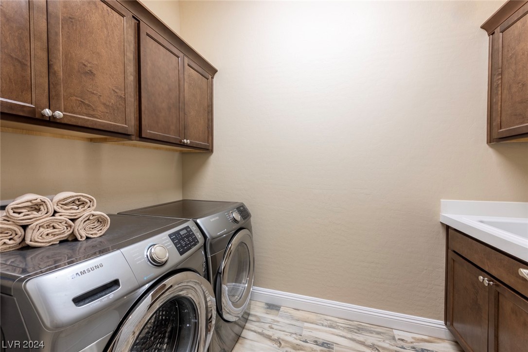 Laundry Room w/ Cabinet and Sink - Washer & Dryer Included!