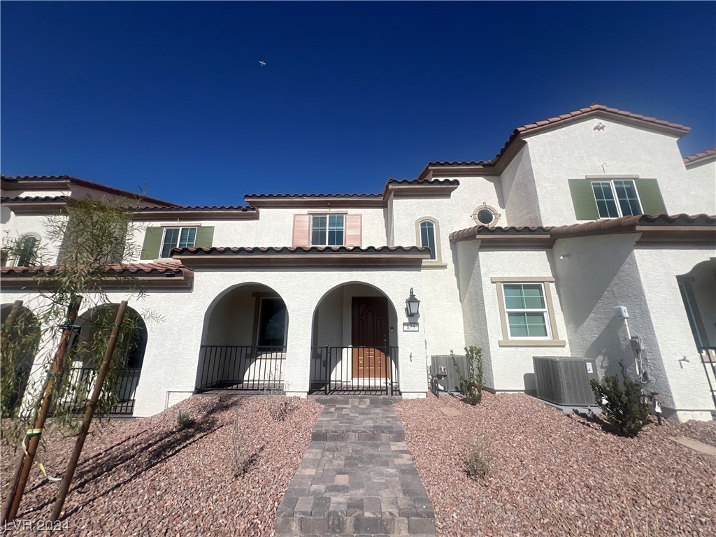 875 Jigglypuff Place, Henderson, Nevada 89011, 3 Bedrooms Bedrooms, 6 Rooms Rooms,3 BathroomsBathrooms,Residential,For Sale,875 Jigglypuff Place,2562807