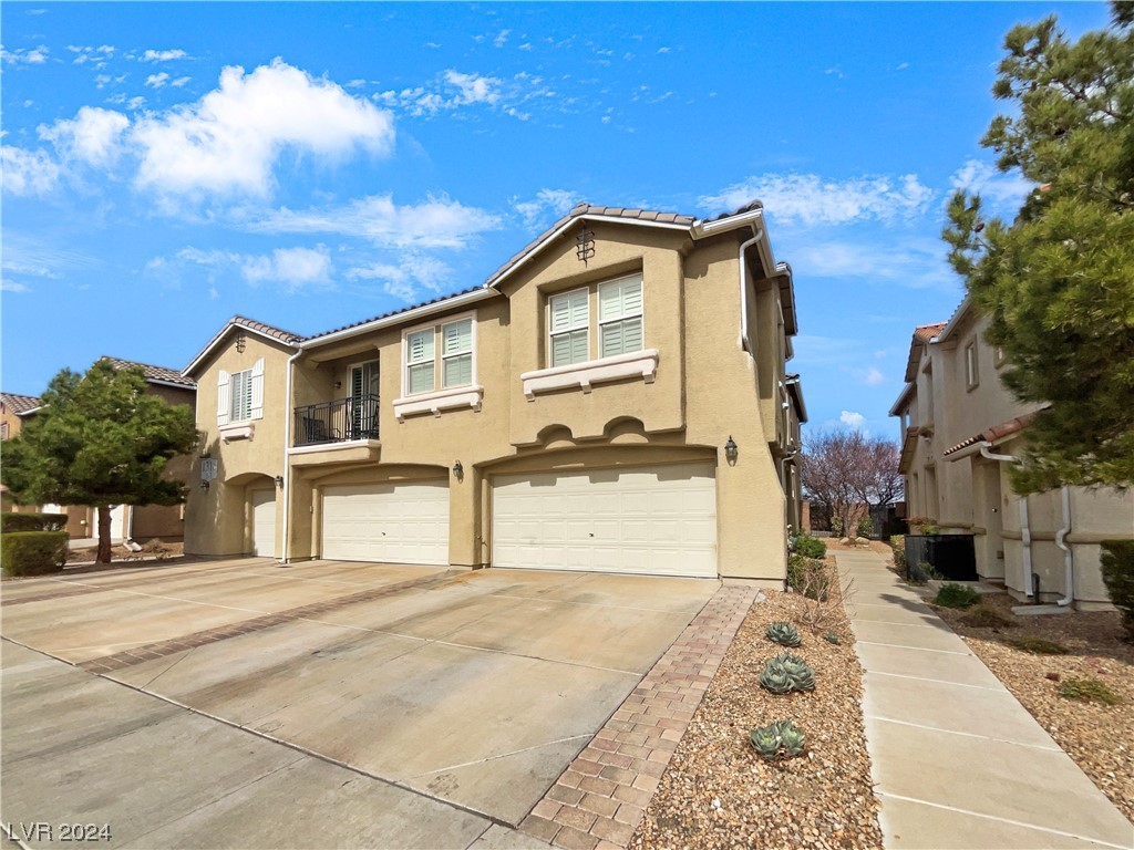 1318 Crystal Hill Lane 2, Henderson, Nevada 89012, 3 Bedrooms Bedrooms, 5 Rooms Rooms,3 BathroomsBathrooms,Residential,For Sale,1318 Crystal Hill Lane 2,2563115