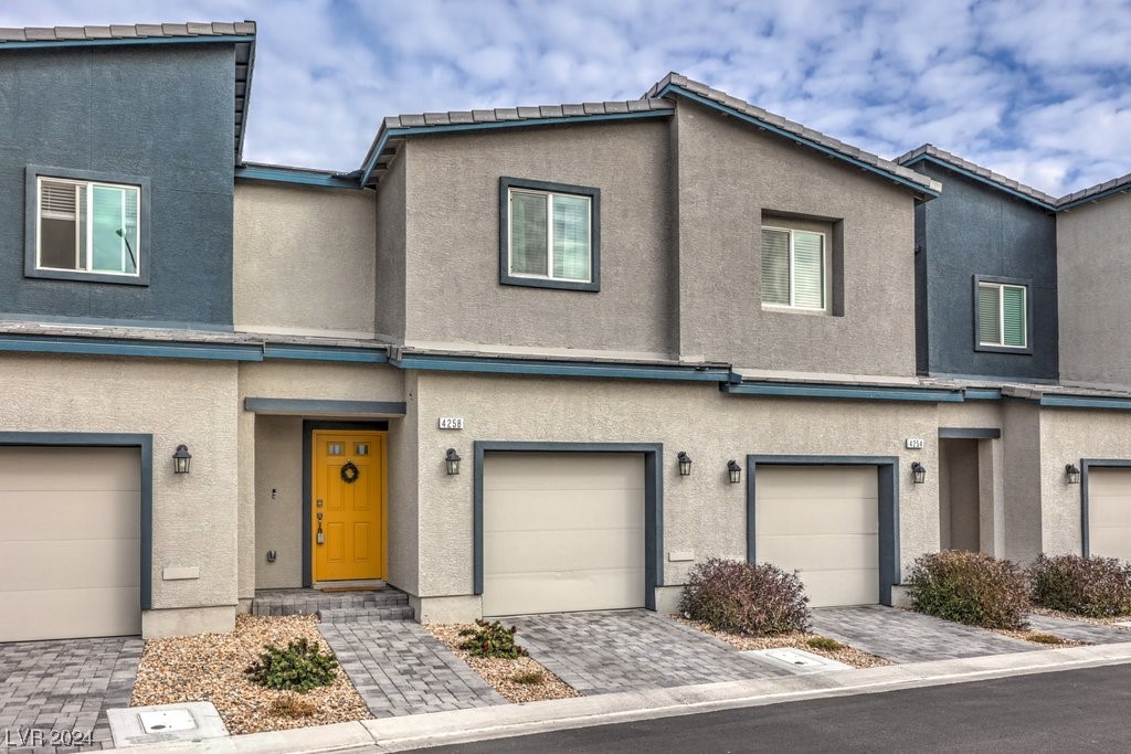 Former model home - 3 bedroom 2 bath Townhouse in the highly desirable area of Aliante. Stainless steel kitchen appliances, Walk-in closet in the primary bedroom. Washer and dryer included. Close to shops, restaurants, and Aliante Hotel and Casino.