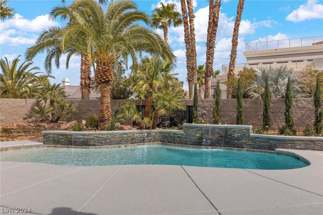 Henderson, Nevada 89052, 3 Bedrooms Bedrooms, 8 Rooms Rooms,1 BathroomBathrooms,Residential,For Sale,1330 Imperia Drive,2564487