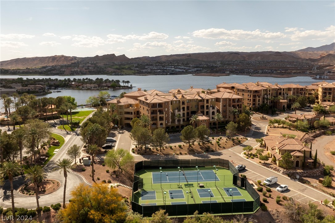 Aerial View of Mantova and South Shore Lake Club Tennis and Pickleball Courts