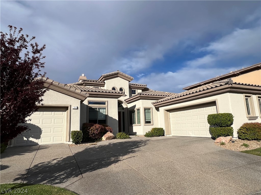 Henderson, Nevada 89052, 3 Bedrooms Bedrooms, 8 Rooms Rooms,1 BathroomBathrooms,Residential,For Sale,20 CANDLEWYCK Drive,2565818