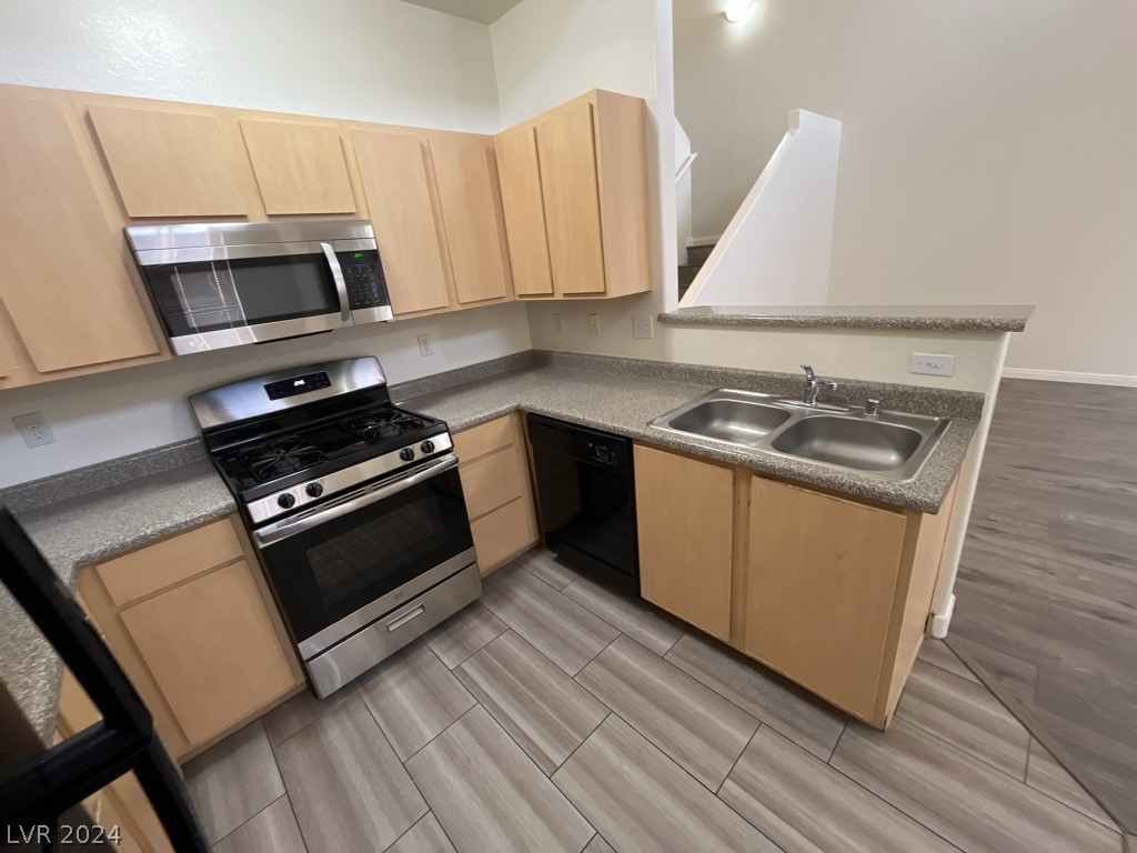 4915 East Russell Road 177, Las Vegas, Nevada 89120, 2 Bedrooms Bedrooms, 5 Rooms Rooms,3 BathroomsBathrooms,Residential Lease,For Rent,4915 East Russell Road 177,2570746
