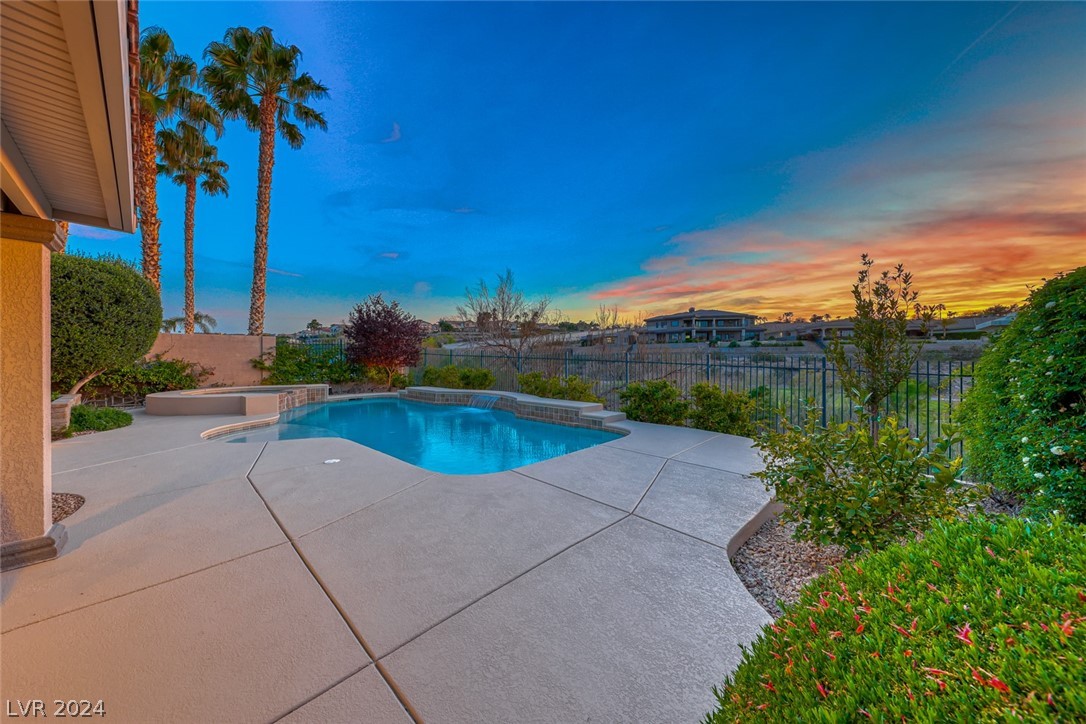 1311 Panini Drive, Henderson, Nevada 89052, 3 Bedrooms Bedrooms, 9 Rooms Rooms,3 BathroomsBathrooms,Residential,For Sale,1311 Panini Drive,2570990