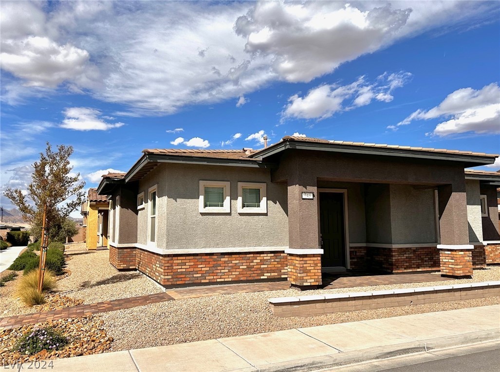 743 Agave Falls Street, Henderson, Nevada 89011, 2 Bedrooms Bedrooms, 6 Rooms Rooms,2 BathroomsBathrooms,Residential,For Sale,743 Agave Falls Street,2574014
