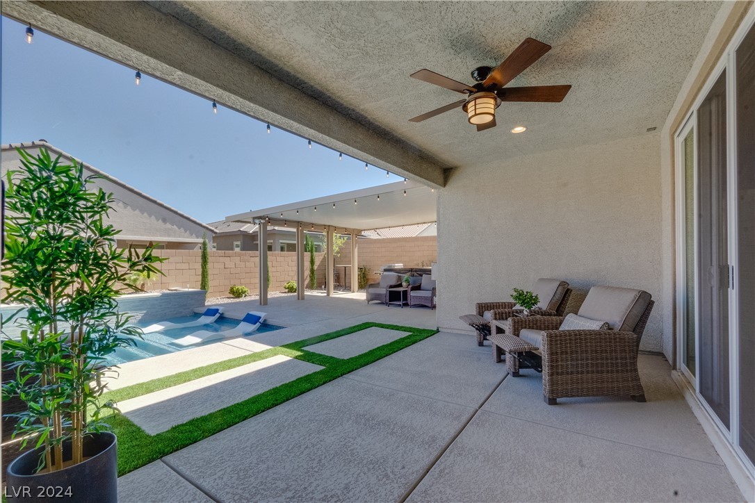 110 Mosso Niente Place, Henderson, Nevada 89011, 3 Bedrooms Bedrooms, 5 Rooms Rooms,2 BathroomsBathrooms,Residential,For Sale,110 Mosso Niente Place,2575008