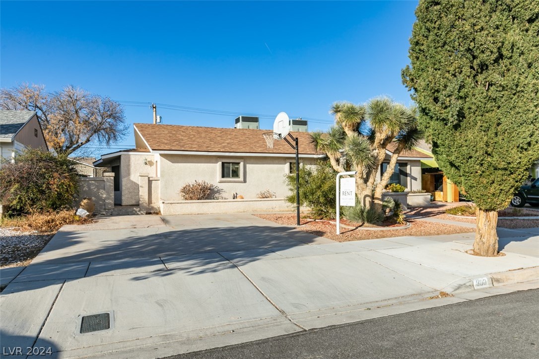 800 5th Street, Boulder City, Nevada 89005, 5 Bedrooms Bedrooms, 9 Rooms Rooms,3 BathroomsBathrooms,Residential Lease,For Rent,800 5th Street,2575115
