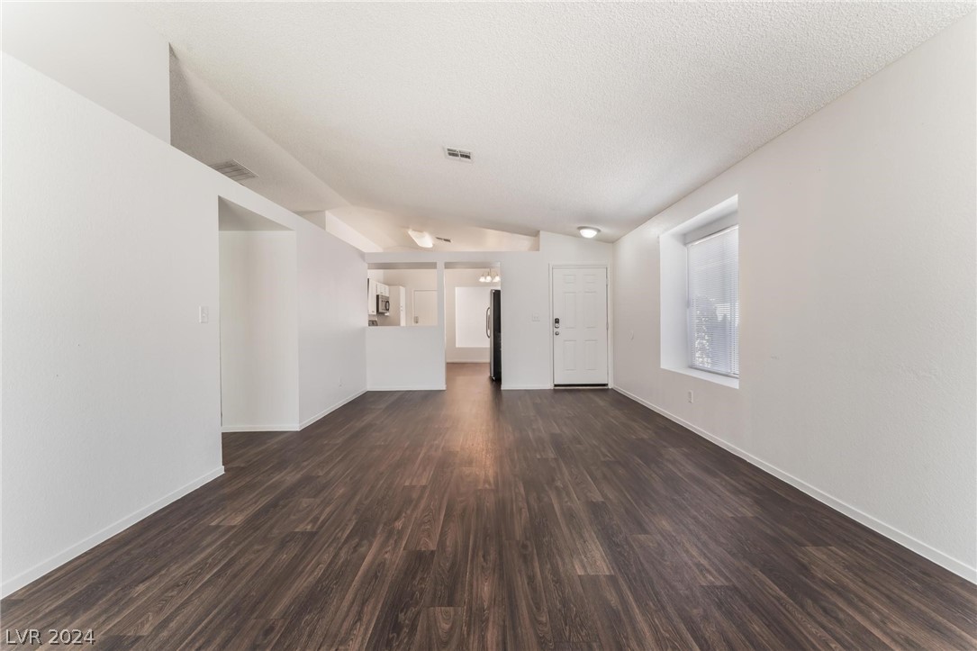 2672 Rungsted Street, Las Vegas, Nevada 89142, 2 Bedrooms Bedrooms, 4 Rooms Rooms,2 BathroomsBathrooms,Residential,For Sale,2672 Rungsted Street,2575517