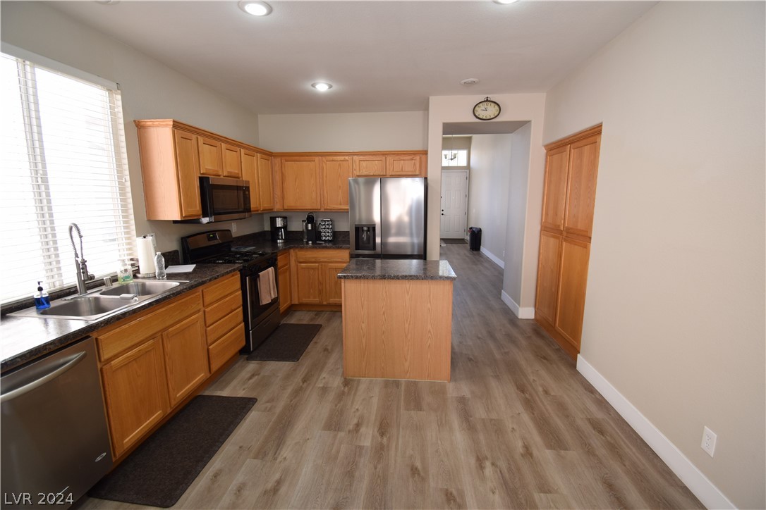 4753 Chase Canyon Court, Las Vegas, Nevada 89147, 3 Bedrooms Bedrooms, 8 Rooms Rooms,2 BathroomsBathrooms,Residential,For Sale,4753 Chase Canyon Court,2575654