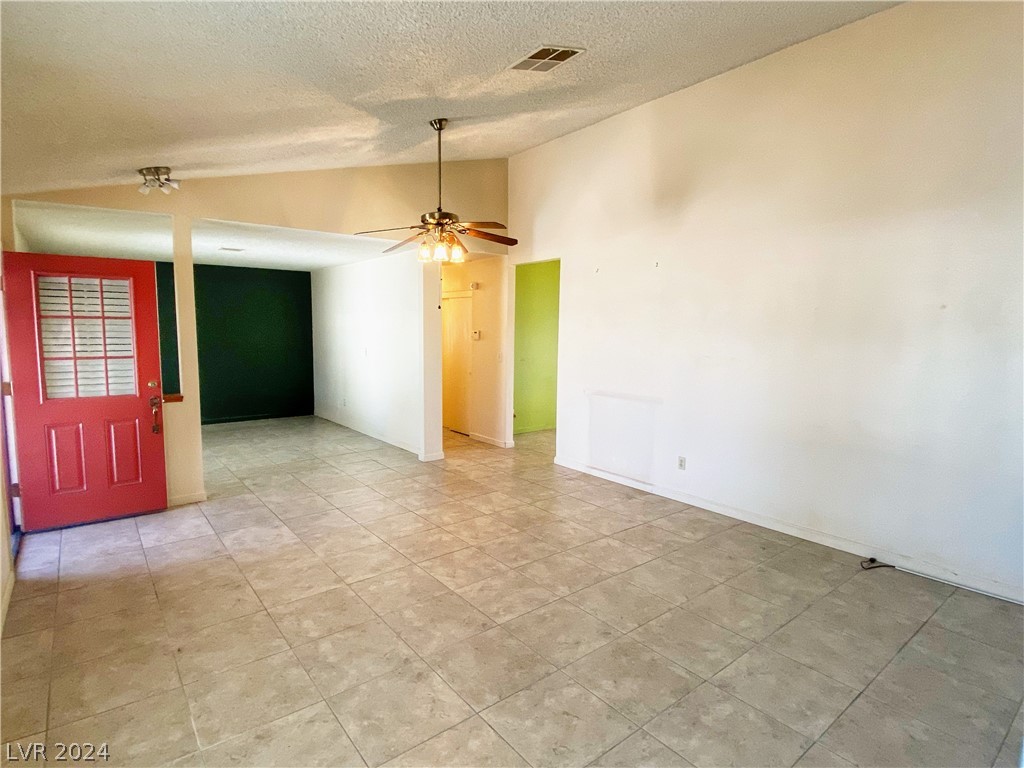 905 Shadow Mountain Place, Las Vegas, Nevada 89108, 2 Bedrooms Bedrooms, 7 Rooms Rooms,2 BathroomsBathrooms,Residential,For Sale,905 Shadow Mountain Place,2575784