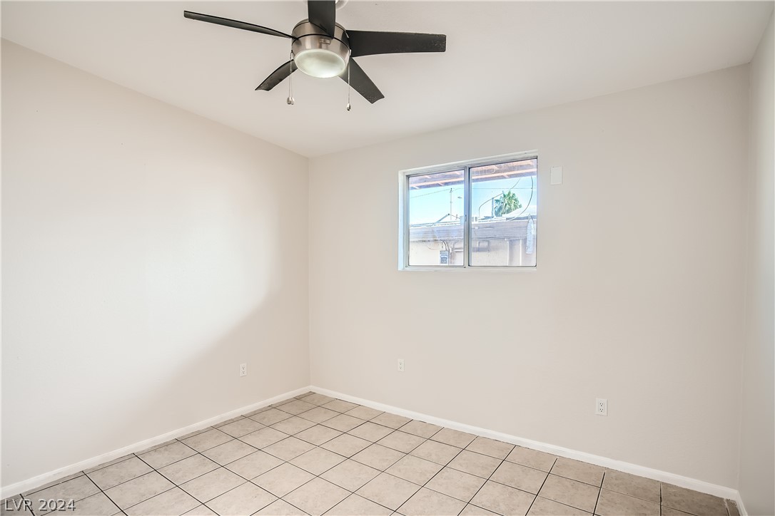 1720 Weeping Willow Lane 4, Las Vegas, Nevada 89104, 1 Bedroom Bedrooms, 3 Rooms Rooms,1 BathroomBathrooms,Residential Lease,For Rent,1720 Weeping Willow Lane 4,2576167