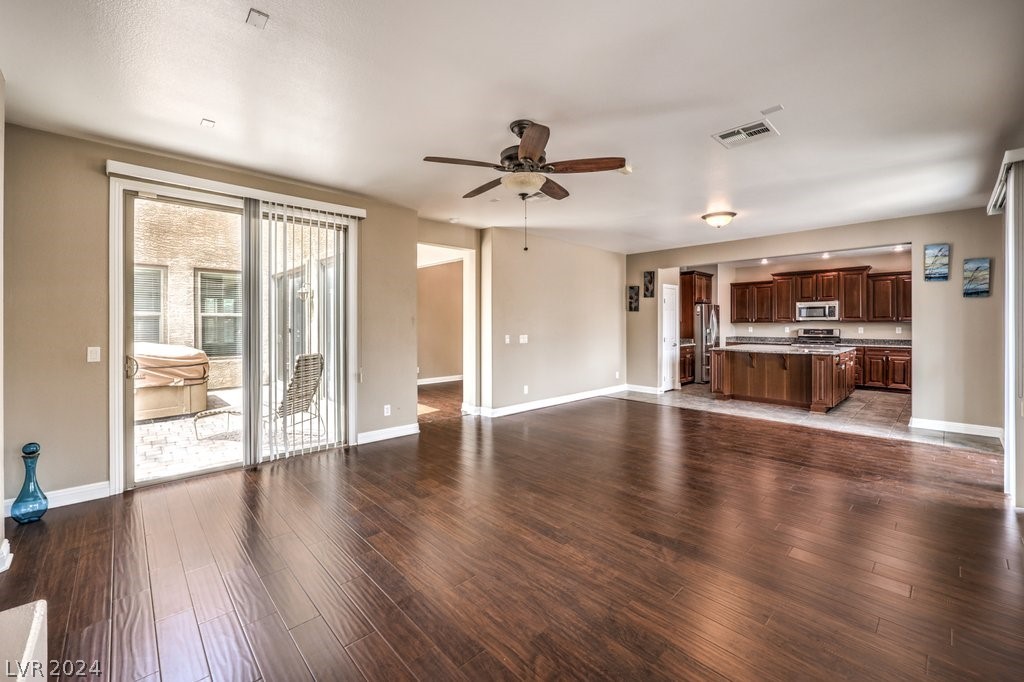 956 Via Canale Dr Henderson, NV 89011 - Photo 5