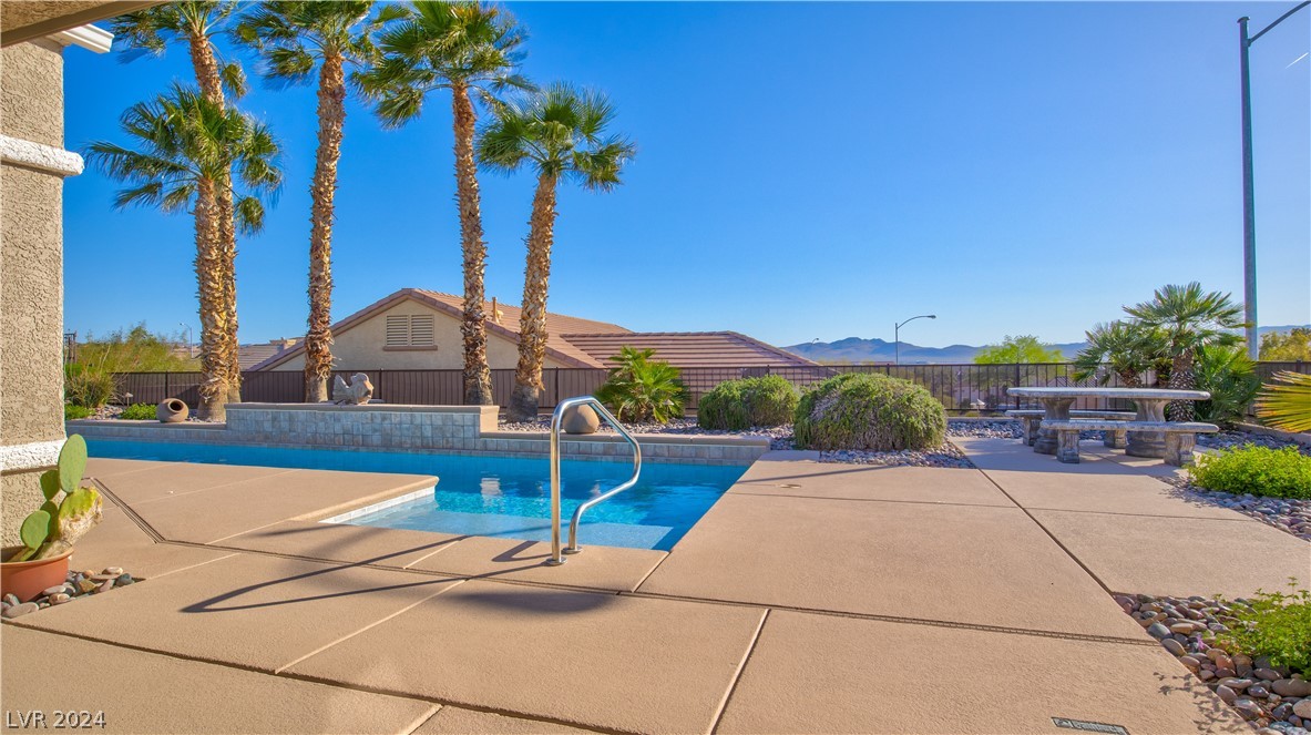 2855 Forest Grove Dr Henderson, NV 89052 - Photo 38