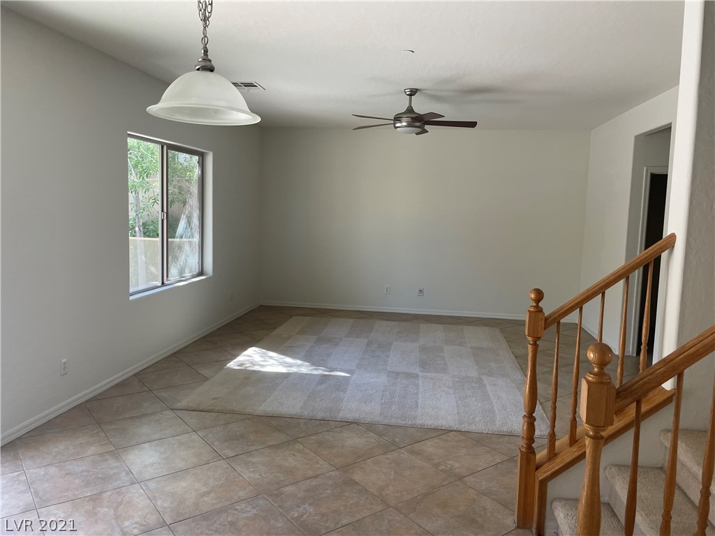 1042 White Willow Court, Henderson, Nevada 89002, 3 Bedrooms Bedrooms, 7 Rooms Rooms,3 BathroomsBathrooms,Residential,Sold,1042 White Willow Court,2333986