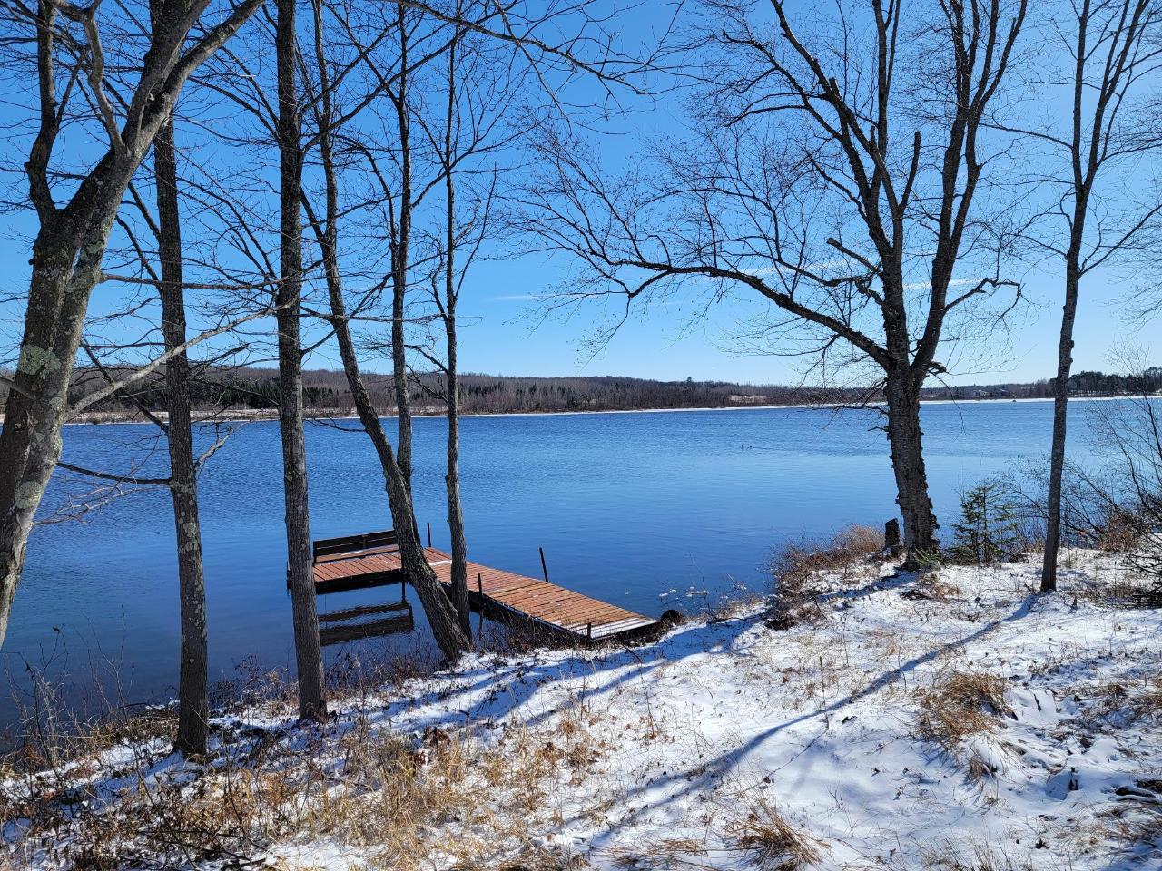 Picture 3 - Undocumented Lake Property 205715