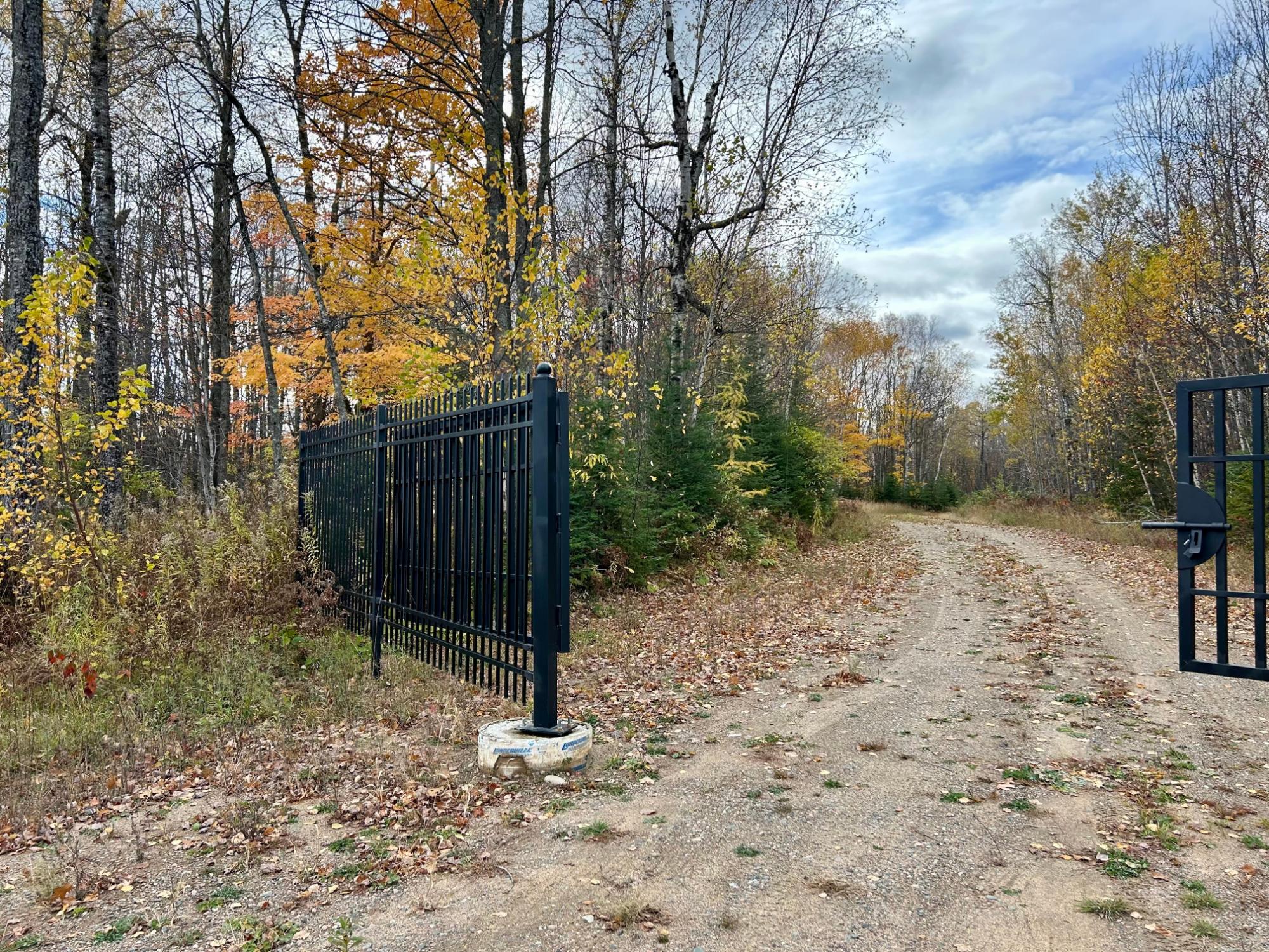 Picture 7 - Undocumented Lake Property 206023