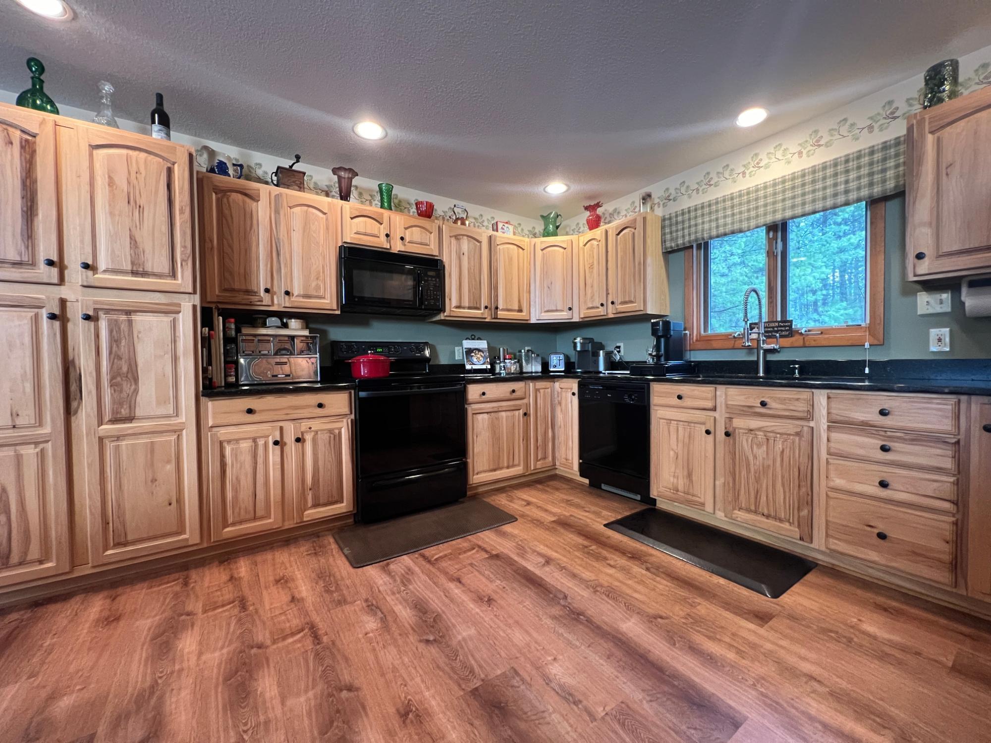 Picture 47 - Lake Seventeen Property 206545