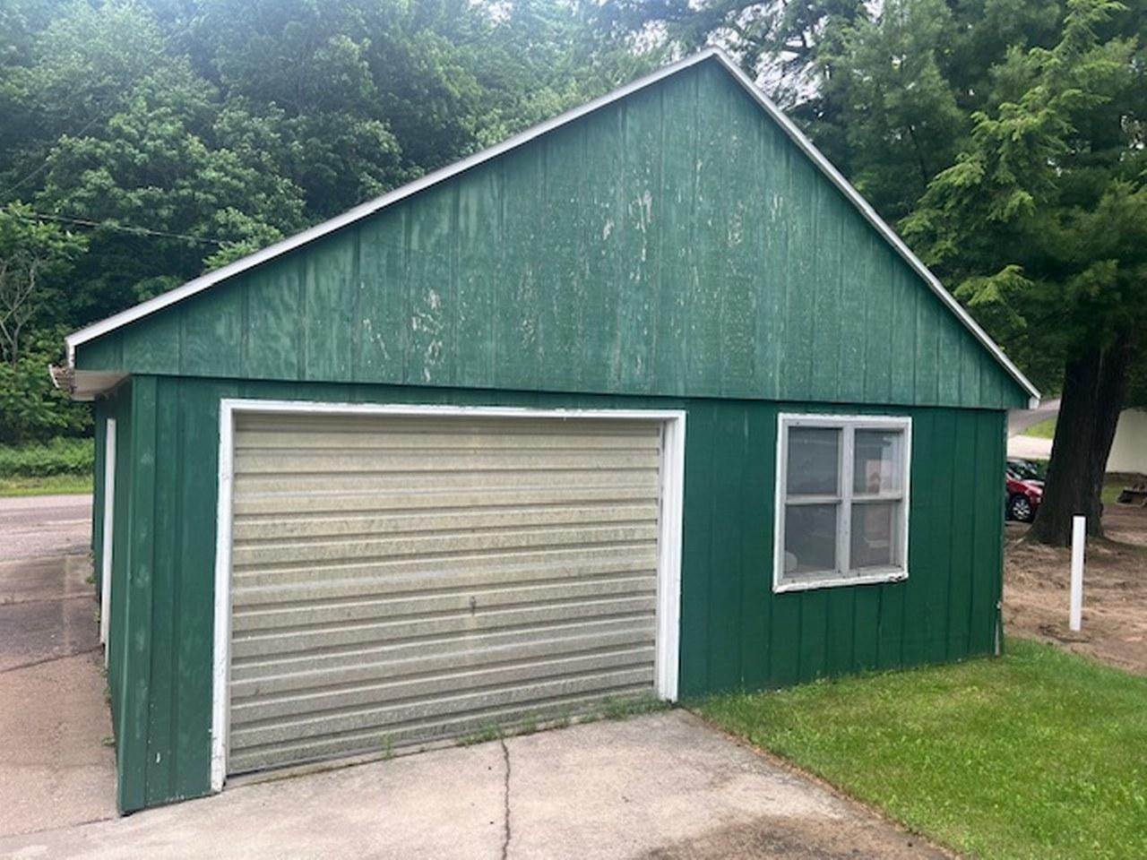 Picture 6 - Roberts Lake Property 207749