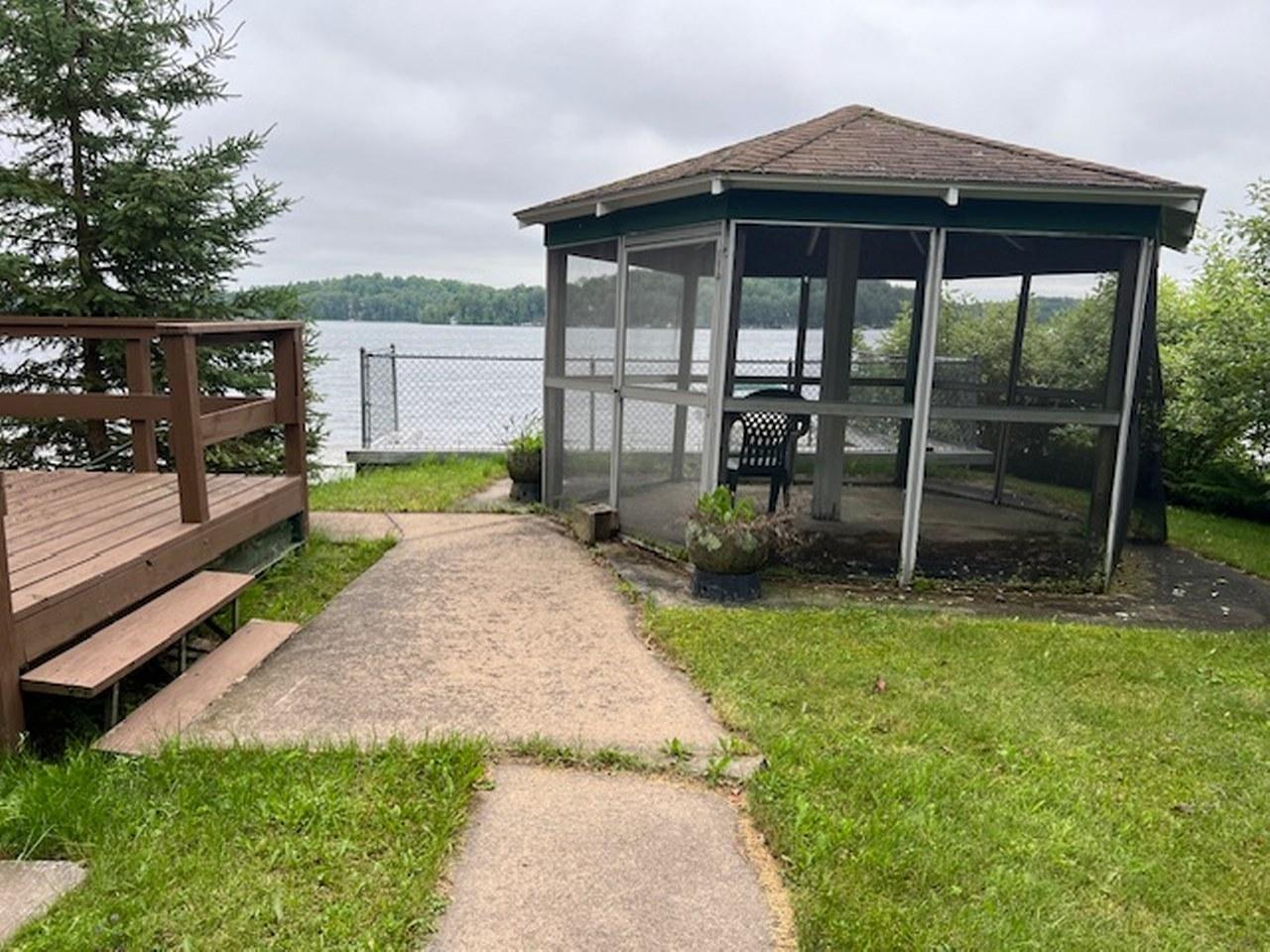 Picture 19 - Roberts Lake Property 207749