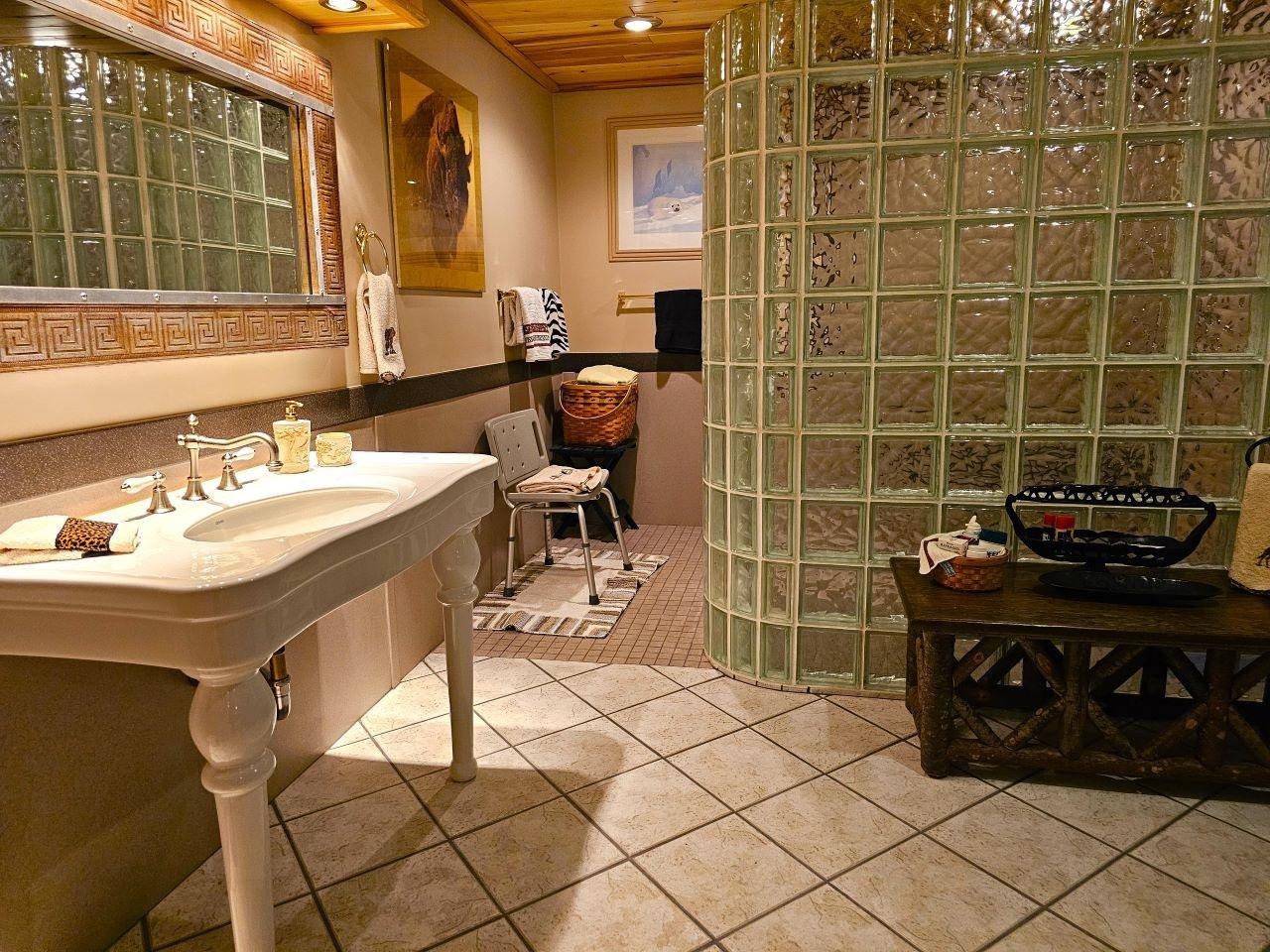 Picture 39 - Fisher Lake Property 207776