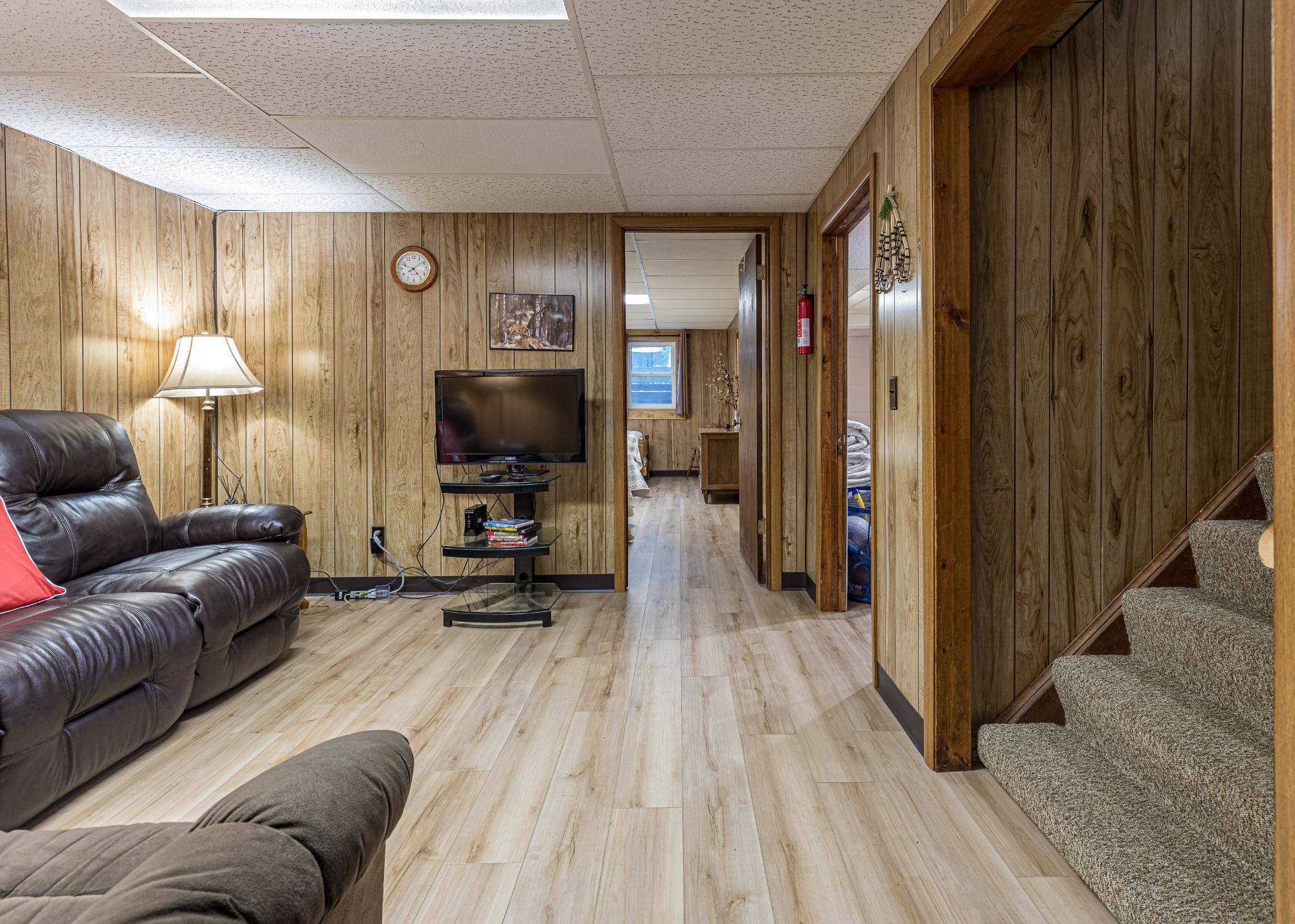 Picture 4 - Undocumented Lake Property 208370