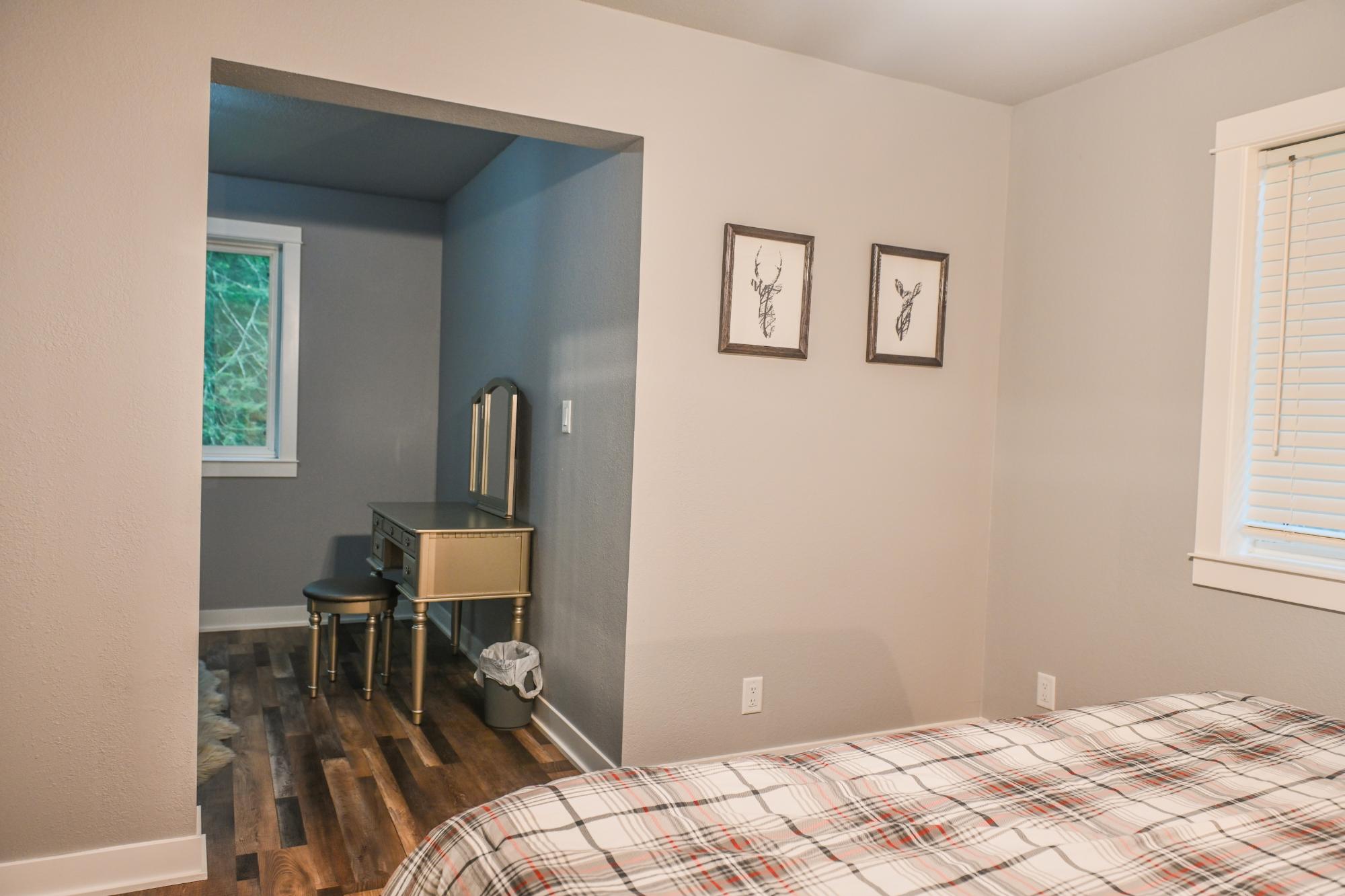 Picture 4 - Undocumented Lake Property 208396