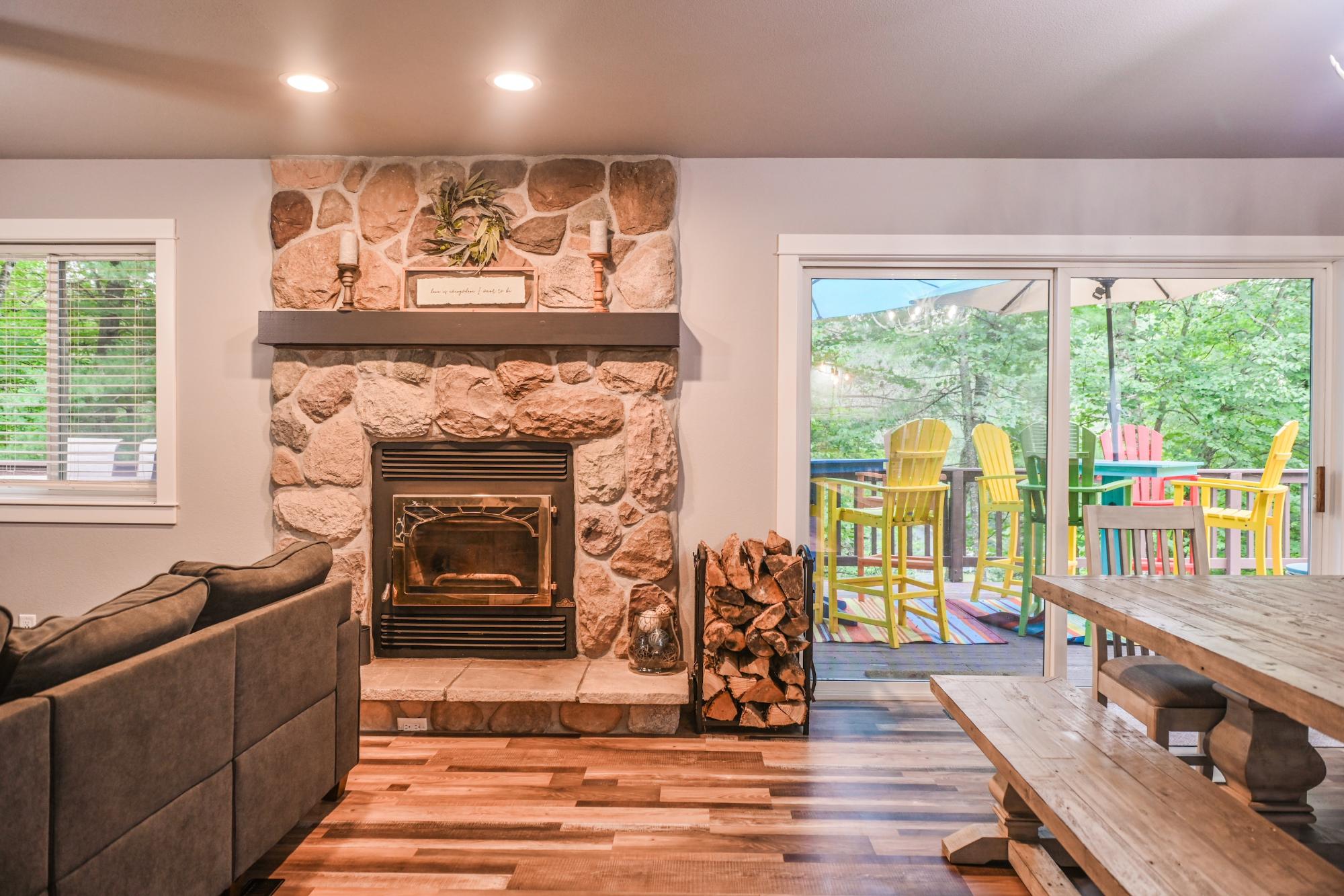 Picture 1 - Undocumented Lake Property 208396