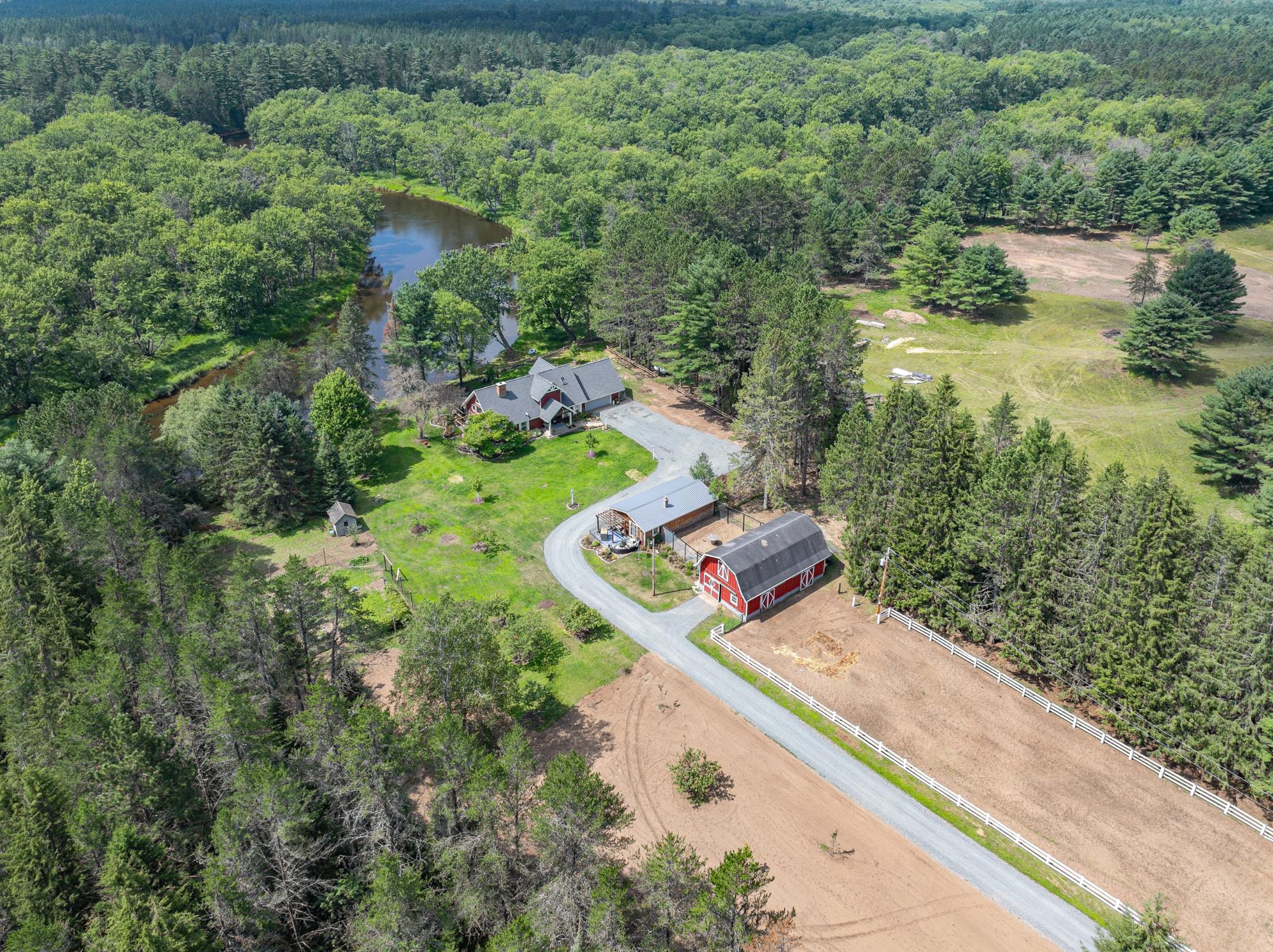 5653 RIVER RD, RHINELANDER, WI 54501 - MLS# 208488 - Redman Realty Group