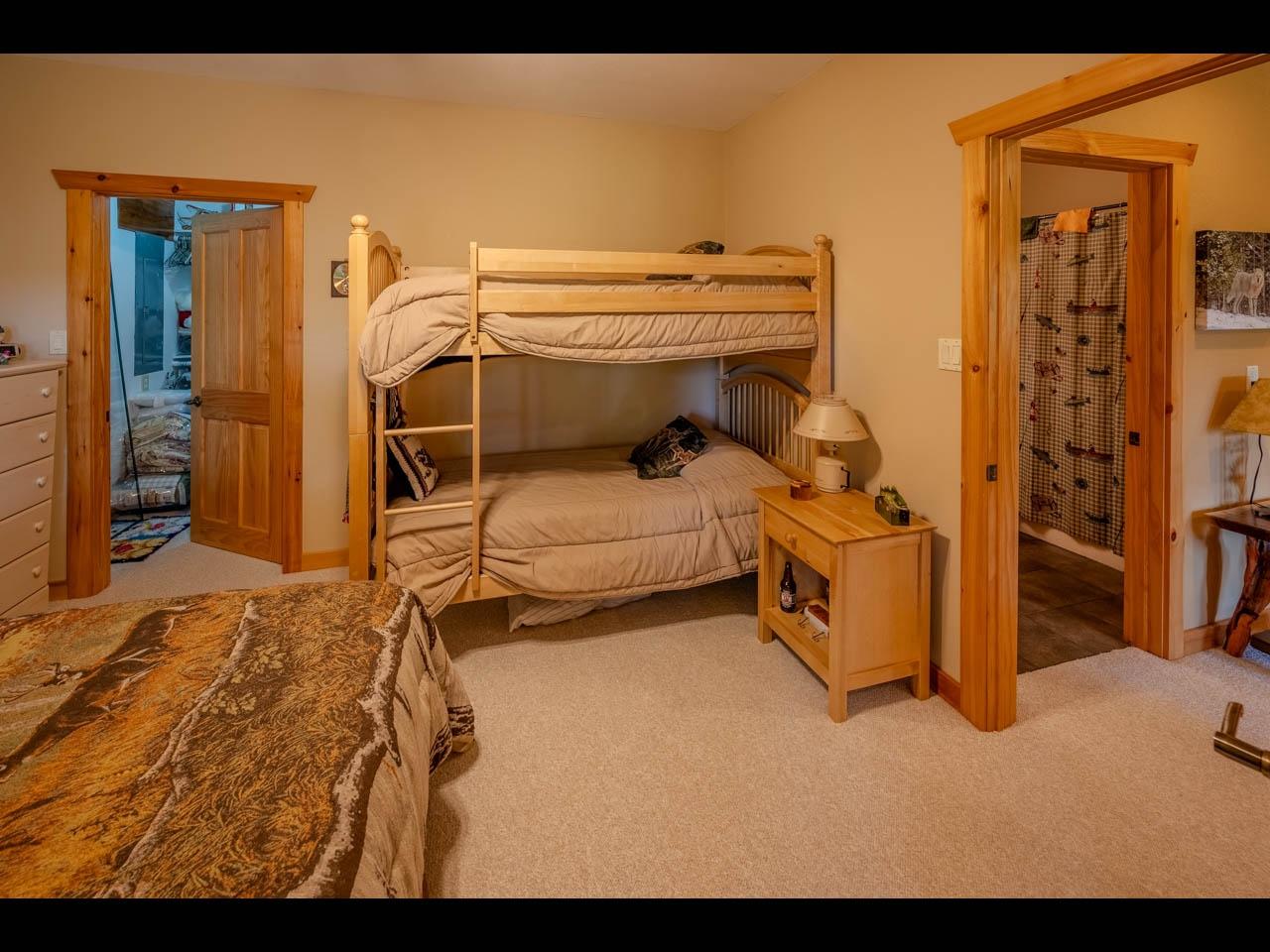 Picture 40 - Wildcat Lake Property 208879