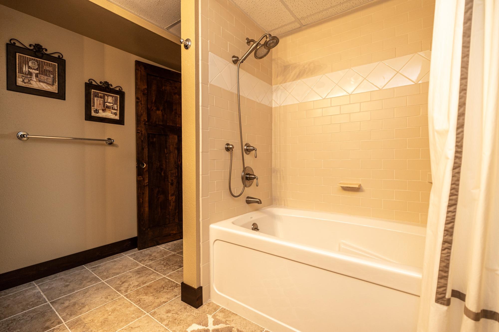 Picture 7 - Tomahawk Lake Property 209062