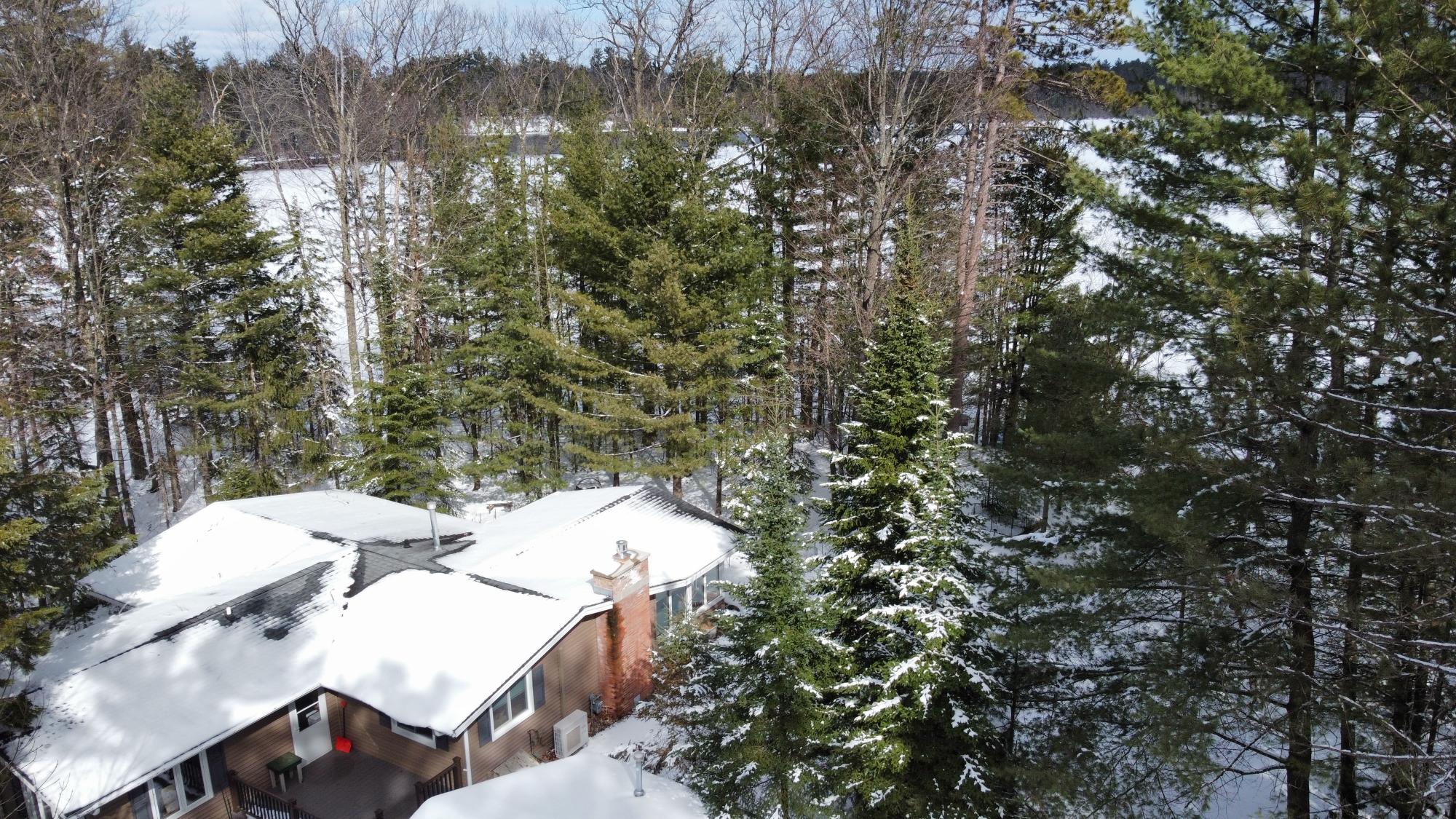 Picture 11 - Third Lake Property 211100