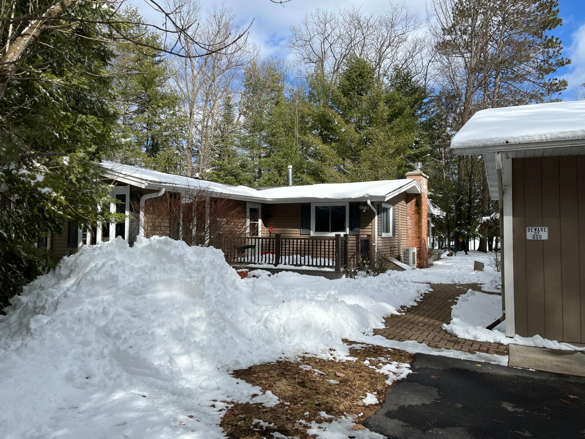 Picture 6 - Third Lake Property 211100