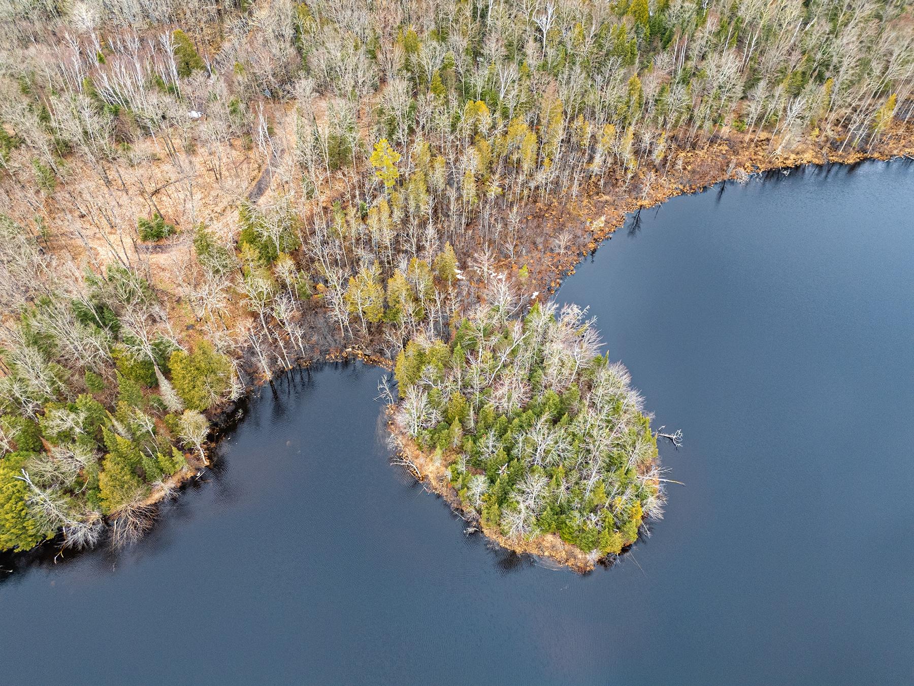 Oxbow Lake Property Off Hiawatha Dr Photo 6