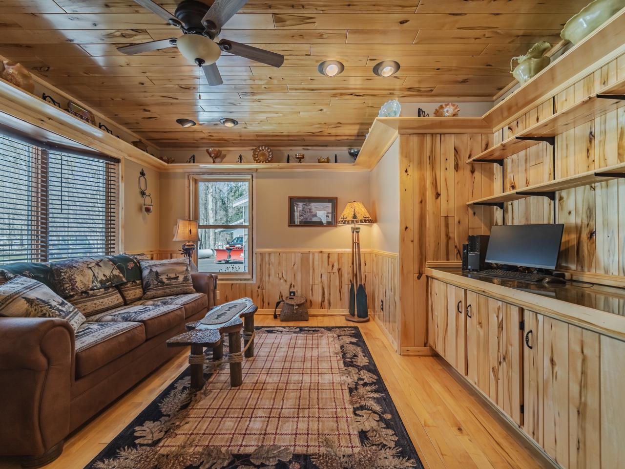 Picture 35 - Undocumented Lake Property 189594