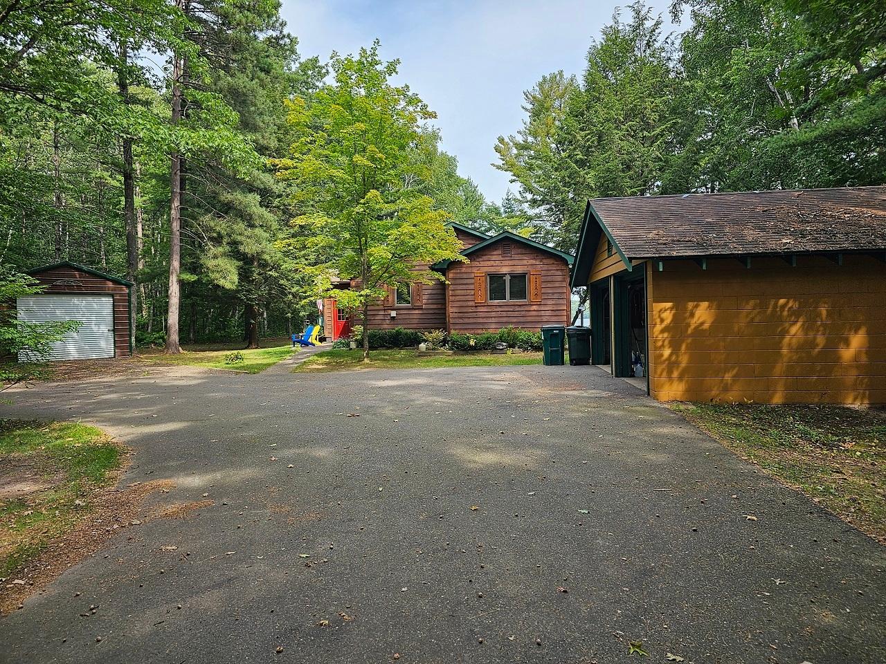 Picture 3 - Moss Lake Property 203633