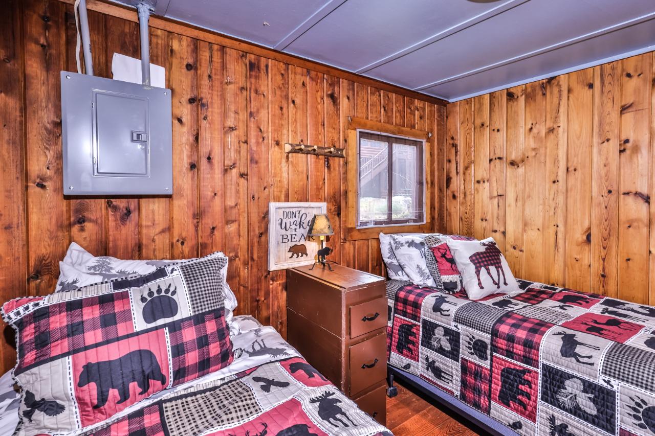 Picture 48 - Oxbow Lake Property 204312