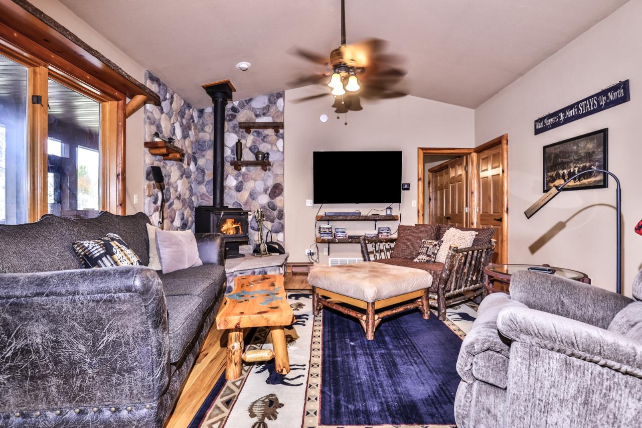 Picture 41 - Oxbow Lake Property 204312