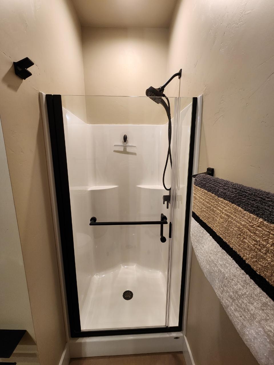 Picture 63 - Medicine Lake Property 204999